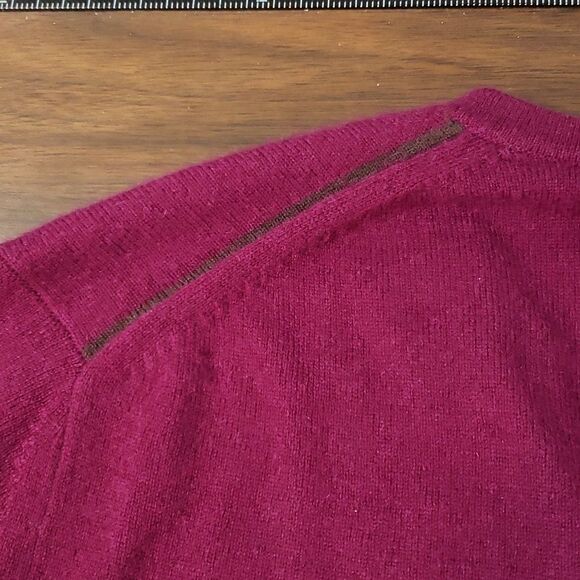 Club Monaco Mens 100% Cashmere Plum V-Neck Sweater Large So Soft! - Picture 6 of 11